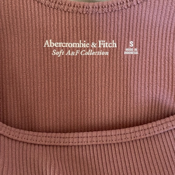 A&F Ribbed Bodysuit - Picture 3 of 4